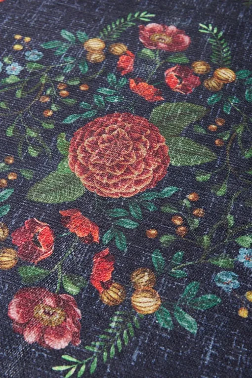 Tapis Fall In Leaf Par Pip Bleu Fonce