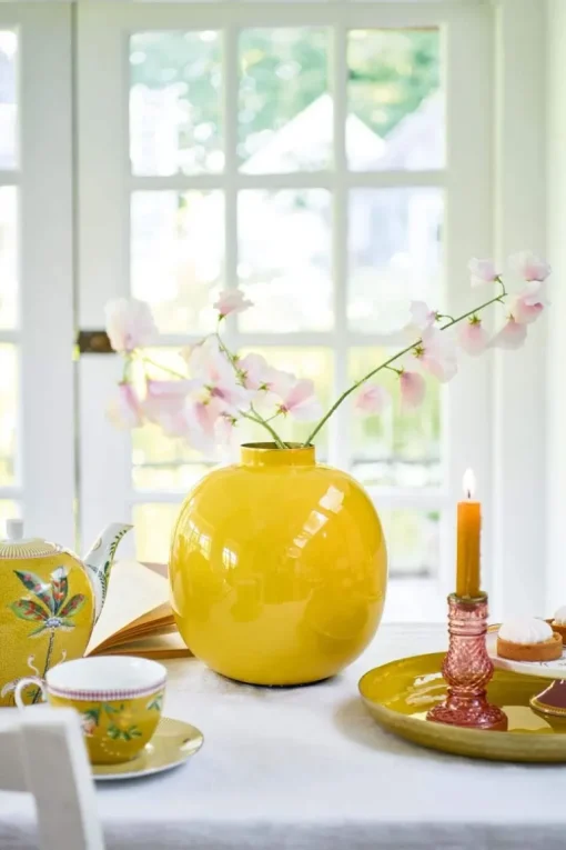 Vase En Metal En Coloris 23 Cm