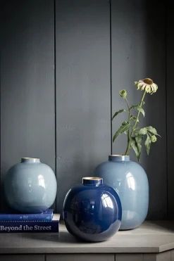 Vase En Metal En Coloris Clair 23 Cm