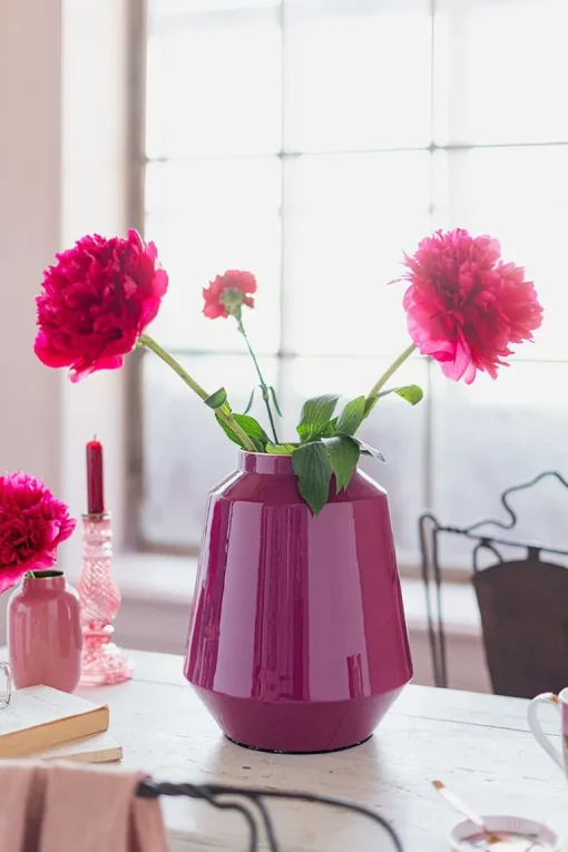Vase En Metal En Coloris Rose 29 Cm