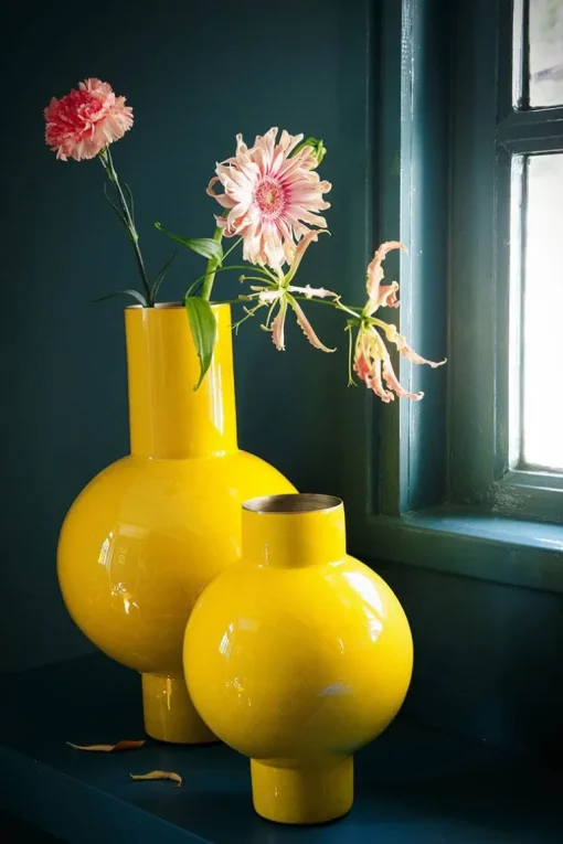Vase En Metal En Coloris 24 Cm